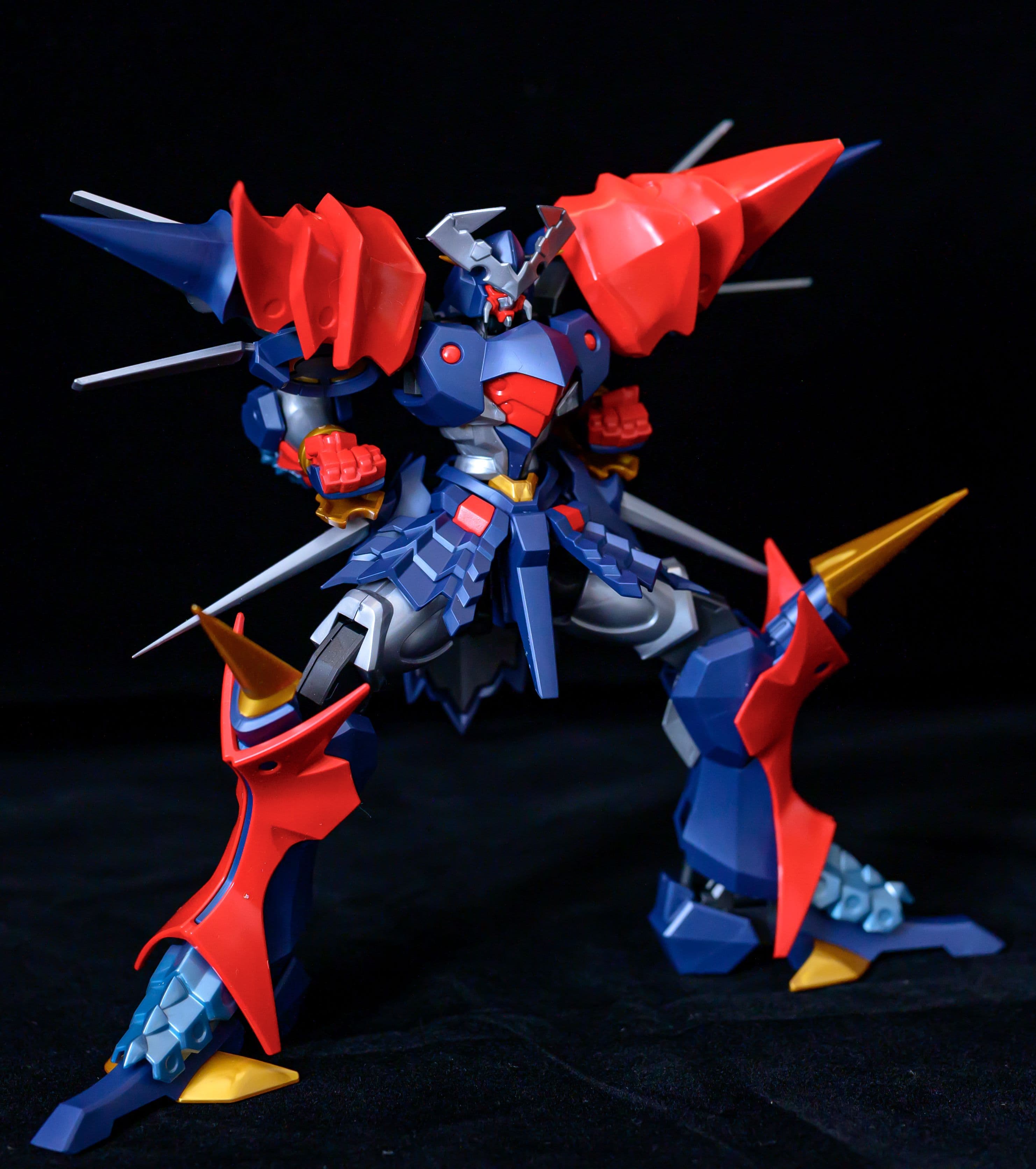 萬代HG系列-機器人大戰大前卡模型