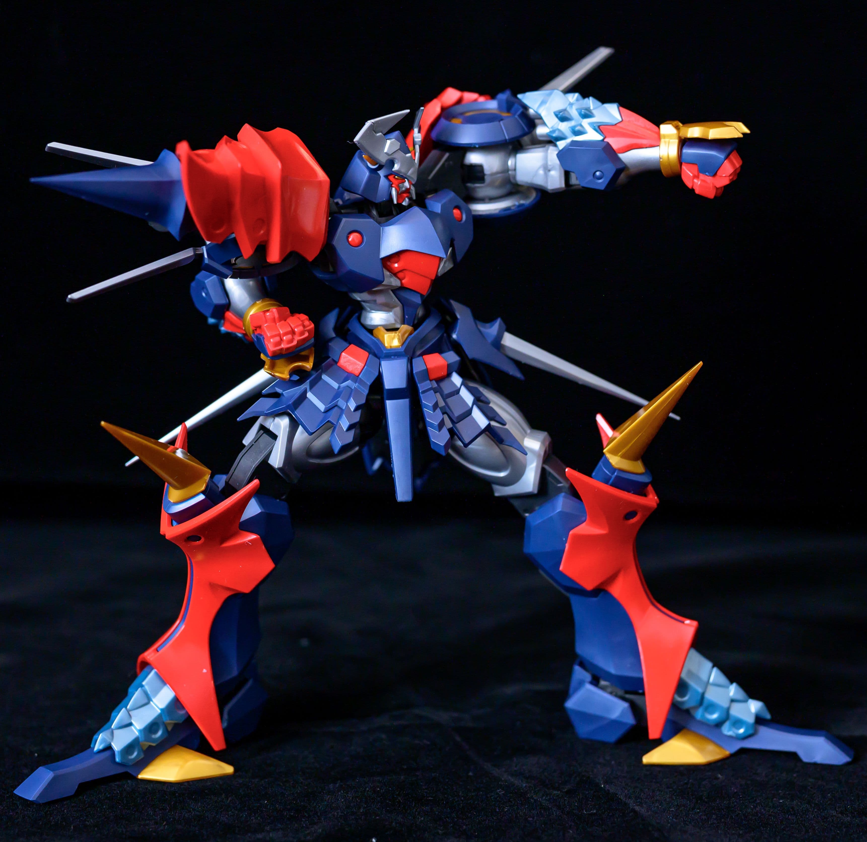 萬代HG系列-機器人大戰大前卡模型