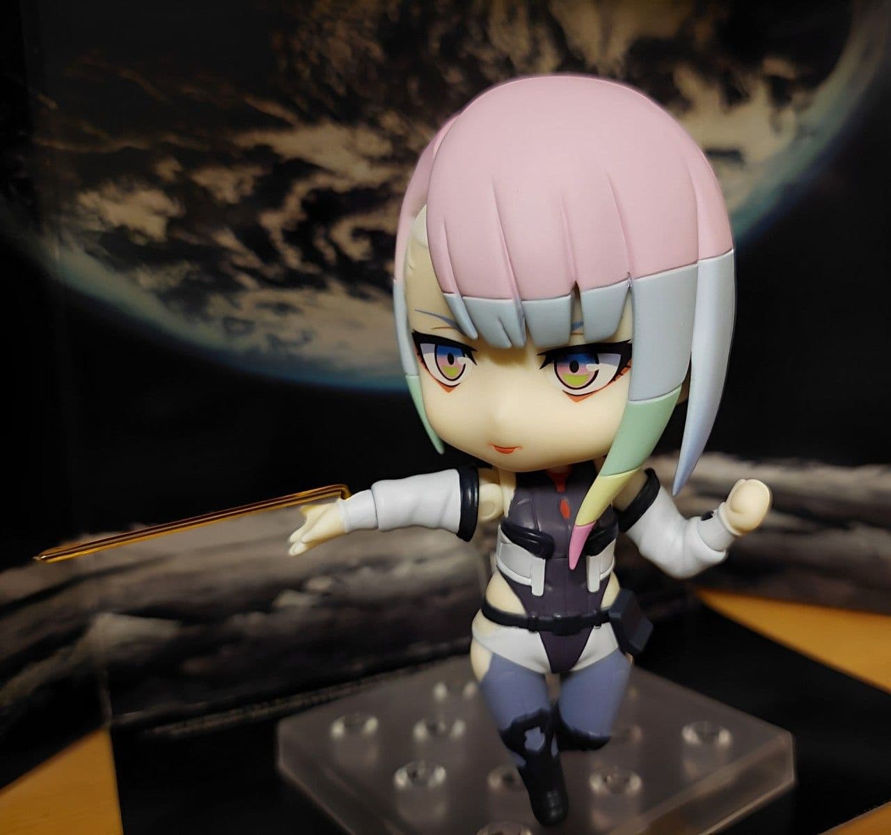 電馭叛客:邊緣行者 露西