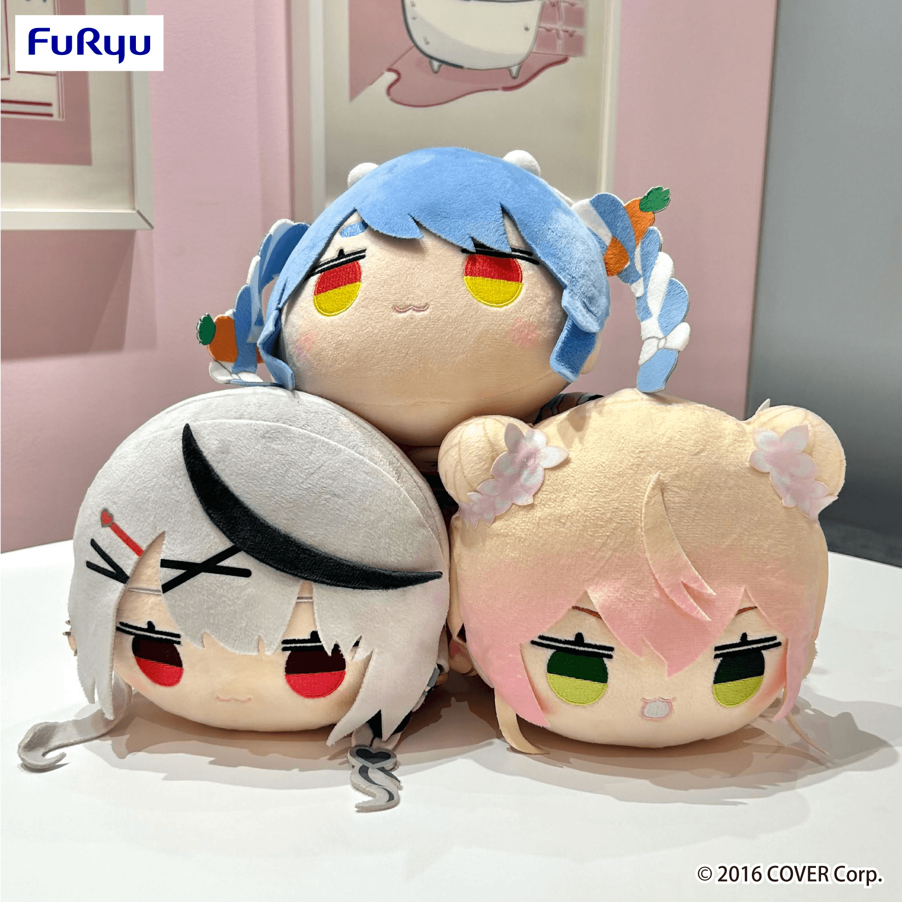 Hololive 趴趴小夥伴 絨毛趴姿娃娃 兔田佩克拉 桃鈴音音 沙花叉克蘿伊